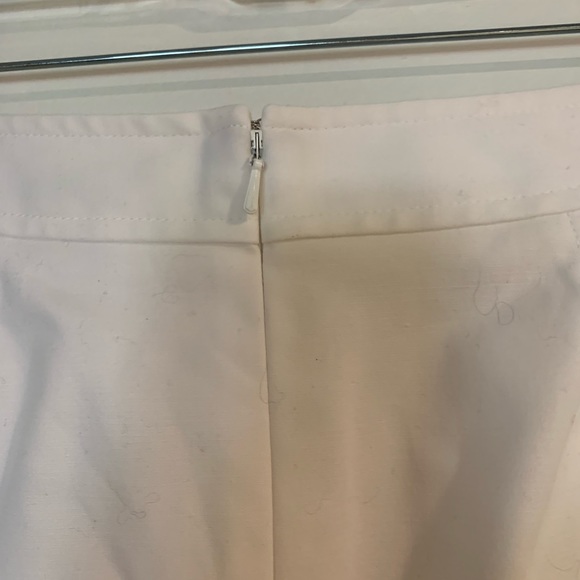 Nordstrom Halogen skirt in white cotton size 4. - Picture 6 of 7